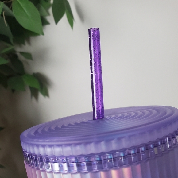 Starbucks Iridescent Lilac Lavender Purple Venti 2023 Cup - Picture 5 of 8